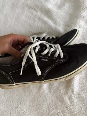 Vans Atwood Women's Low-Top Canvas Skate Sneakers in Black/White